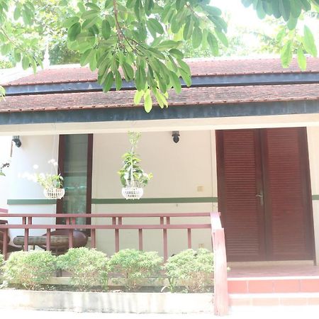 Our House Bungalow Kampot Luaran gambar